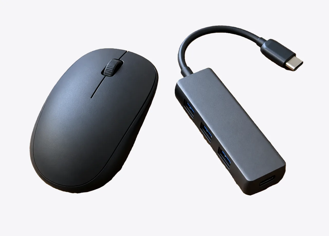 Computer mouse and USB hub cutout shown in the MiOffice Pro result preview